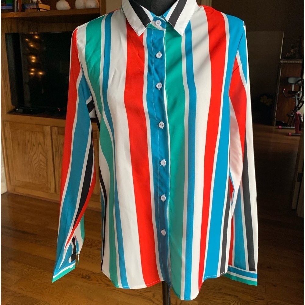 𝅺Multicolor Striped‎ Button Down Shirt